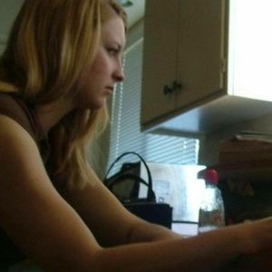 Meet your Posher, Eelena